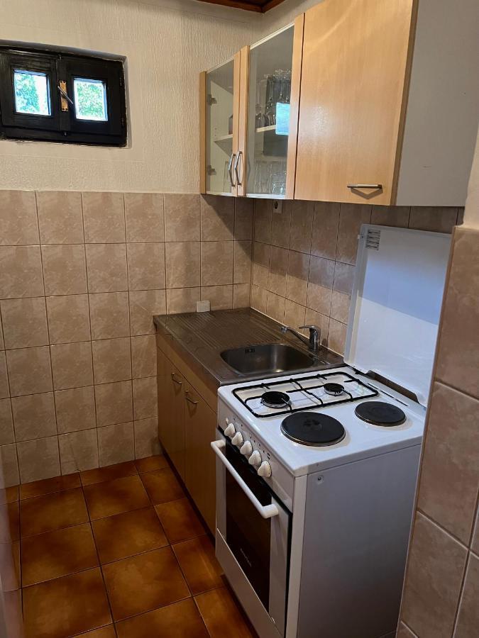 Vikendica Mlinovi Holiday home *